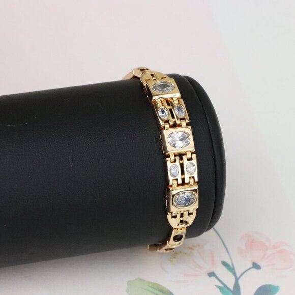 "Elegant Rose Gold Bracelet with Oval Crystal Accents, XPBL0937 - Picture 7 of 12